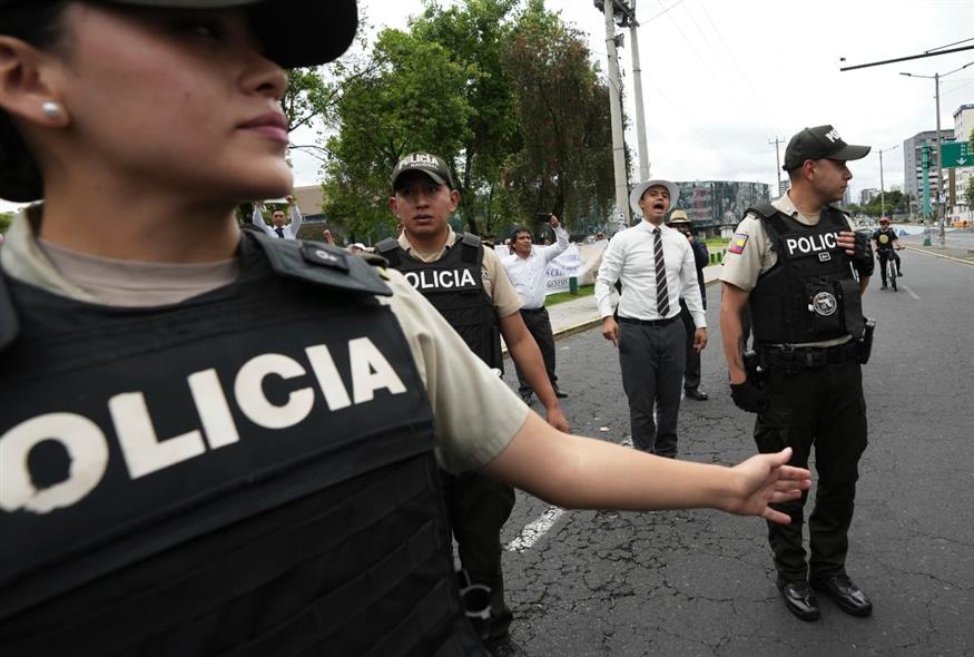 Ισημερινός - Αστυνομία (AP)