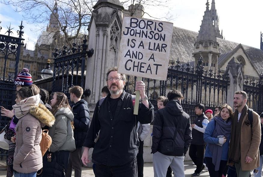 Το βρετανικό Κοινοβούλιο αποφασίζει για άρση ασυλίας του Μπόρις Τζόνσον (Associated Press)