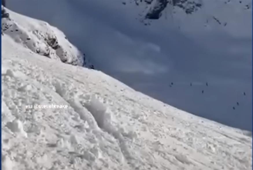 Χιονοστιβάδα στην Αυστρία (Screengrab/YouTube)