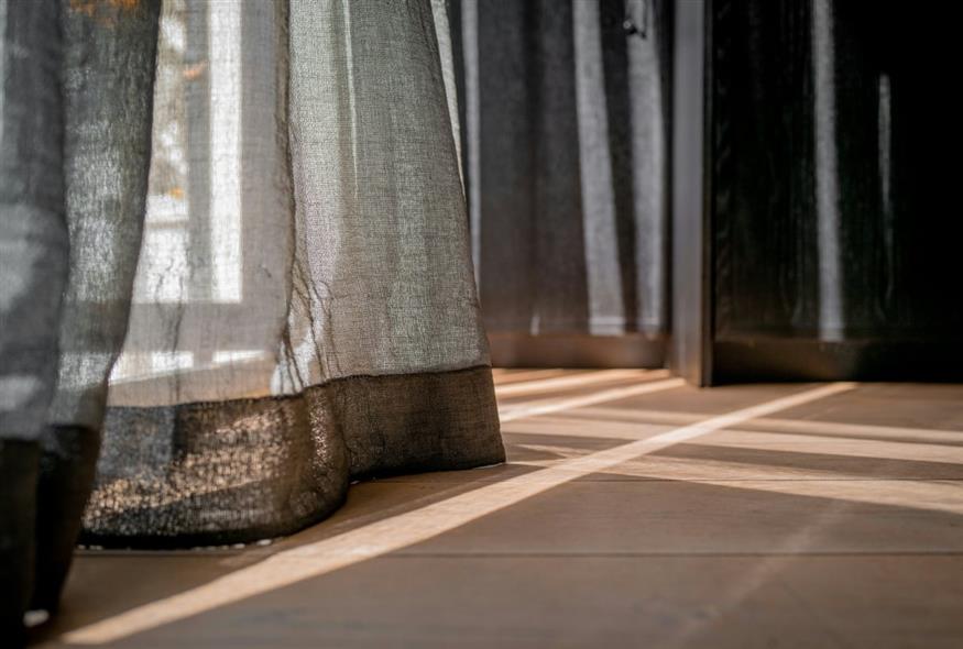 Κουρτίνα (Unsplash)