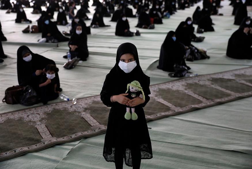 Κορίτσια στο Ιράν/ AP