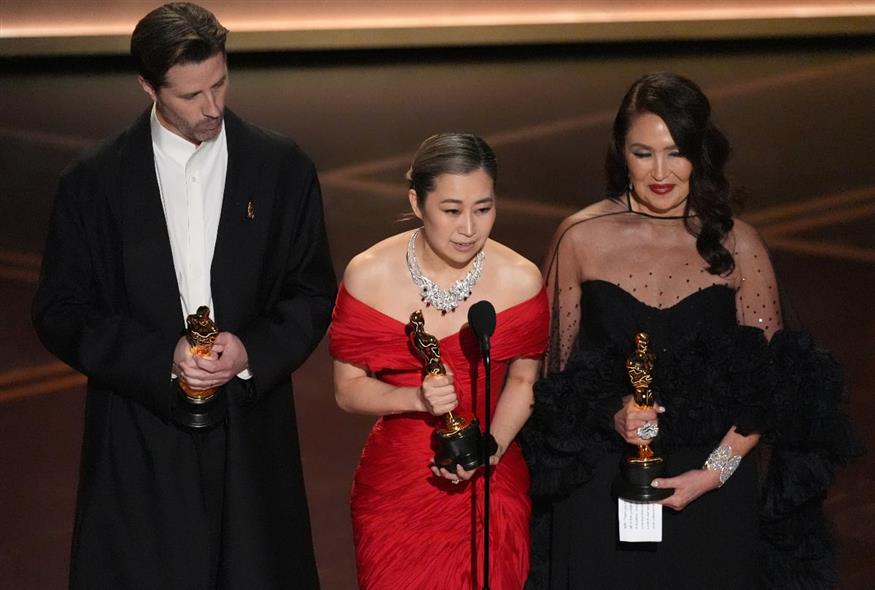 Chris Appelhans, Maggie Kang και Michelle L.M. Wong (Copyright: Chris Pizzello/Invision/AP)