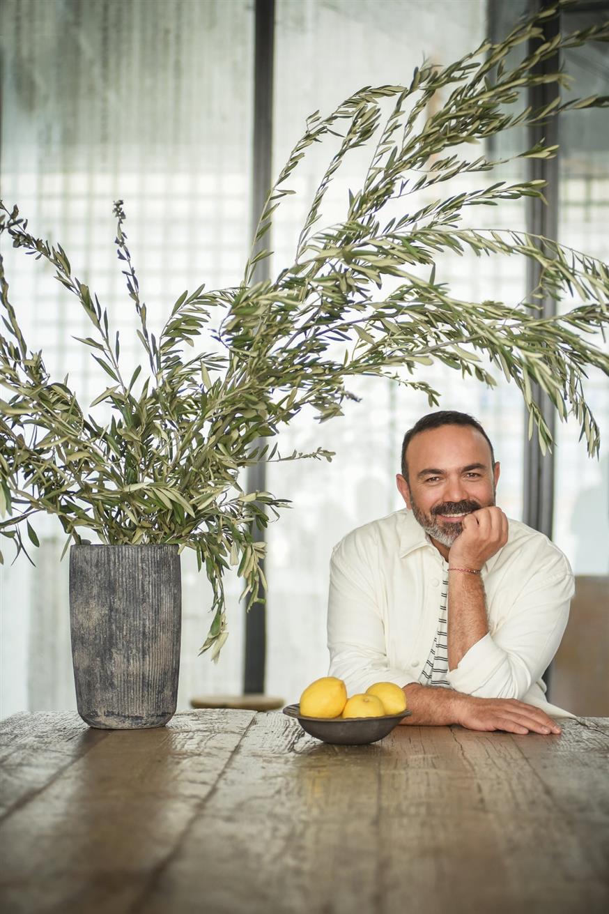 «81 πιάτα με ελληνικά προϊόντα» - Η γεύση της Ελλάδας σ’ ένα λεύκωμα του Ανδρέα Λαγού