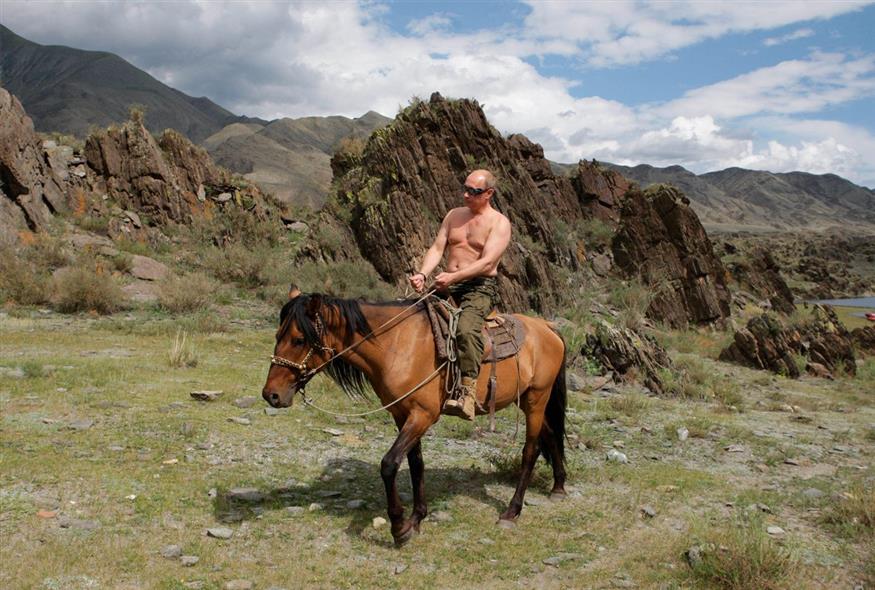 Πούτιν - Άλογο