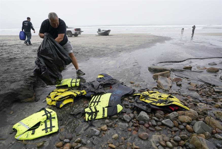 Σκάφος με μετανάστες/AP