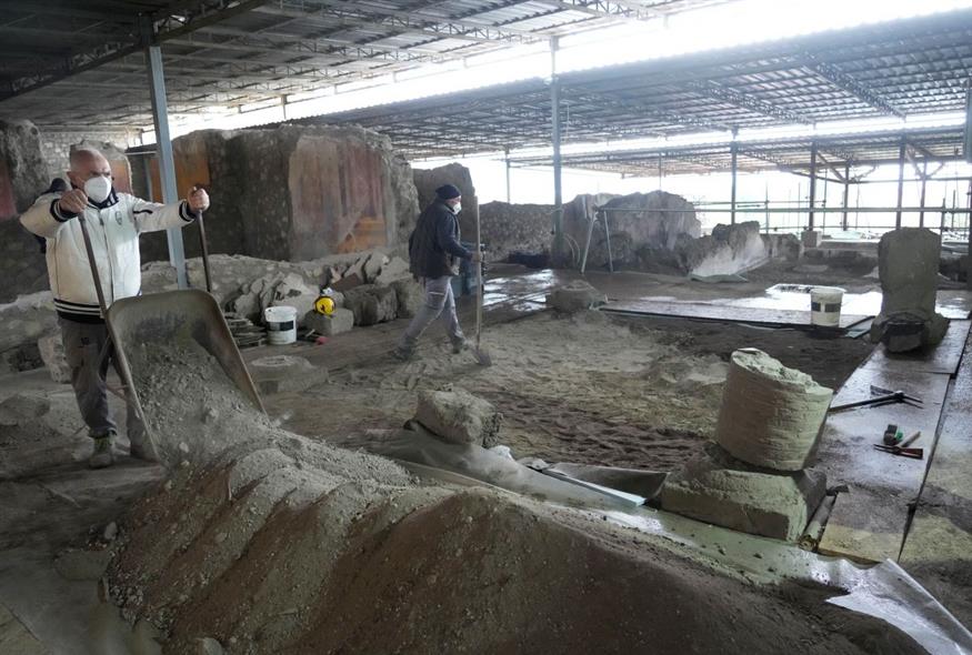 Ανασκαφές στην Πομπηία (AP Photo/Gregorio Borgia)