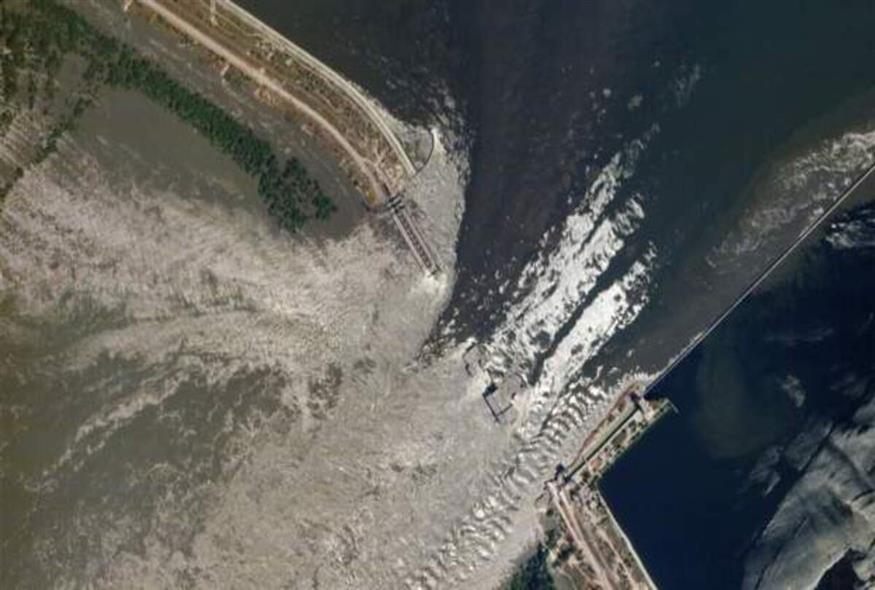 Η πρώτη δορυφορική φωτογραφία από το κατεστραμμένο φράγμα στην Ουκρανία