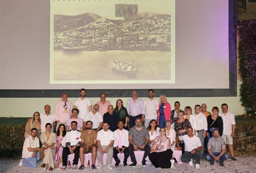 Κι ύστερα έγιναν ωραία φωτογραφία | © Στέφανος Μαμίδης Κι ύστερα έγιναν ωραία φωτογραφία | © Στέφανος Μαμίδης