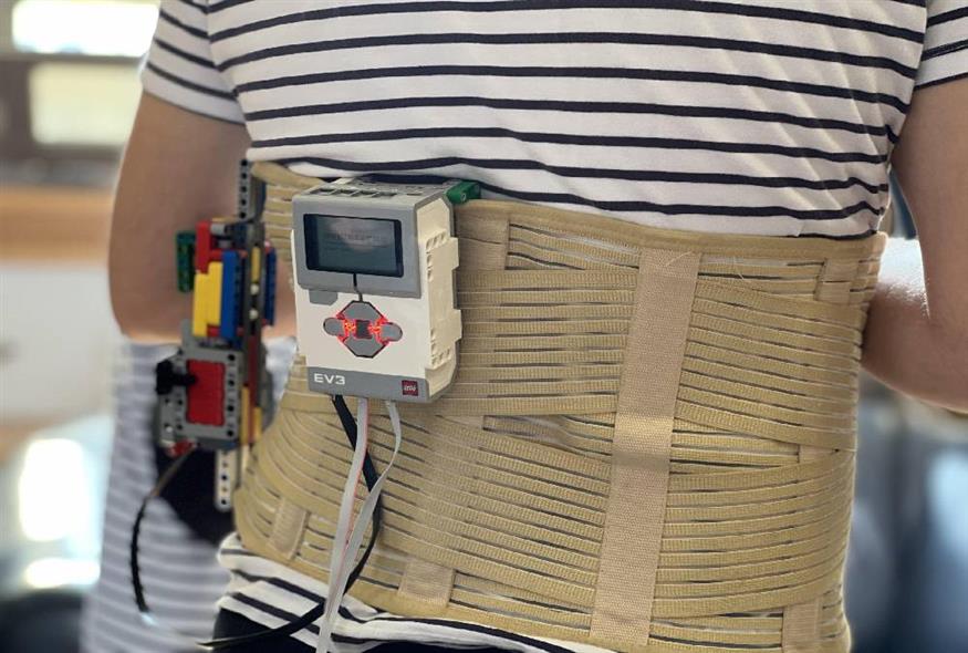 Θεσσαλονίκη: Μαθητές Γυμνασίου κατασκεύασαν συσκευή για την κακή στάση του σώματος