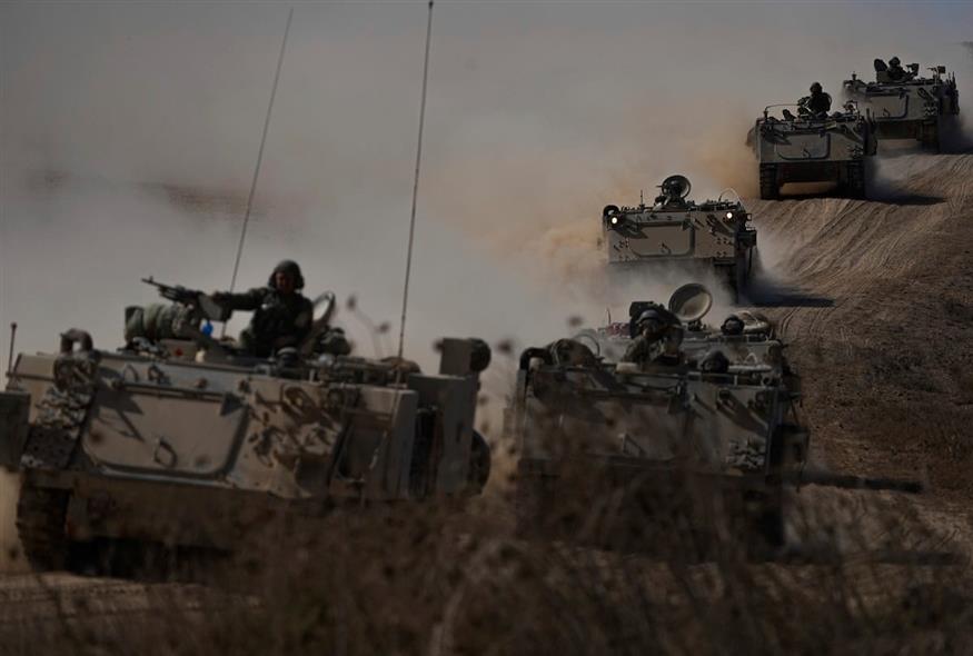 Ισραηλινά τανκς στα σύνορα με τη Γάζα 2