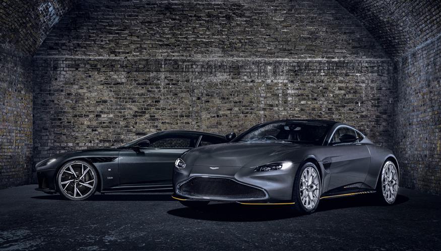 Από αριστερά: DBS Superleggera και Vantage 007 Edition (Aston Martin)