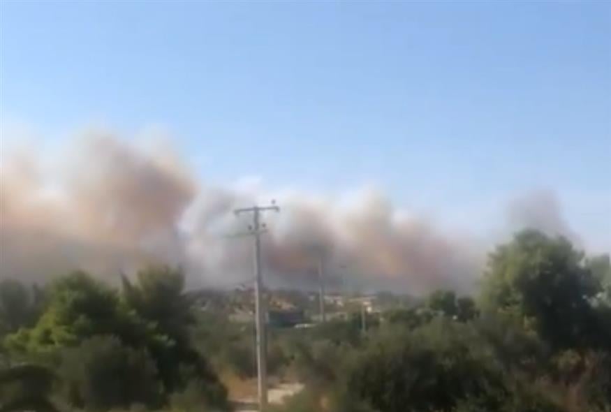 Φωτιά τώρα στην Παιανία/X