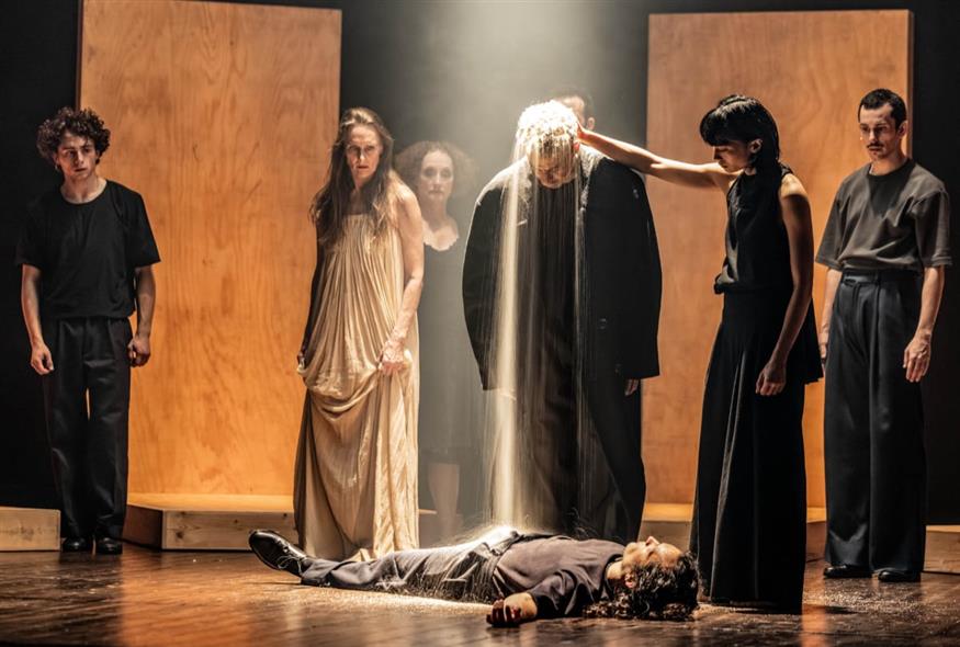 «Αντιγόνη» του Alan Lucien Oyen (Copyright: Mats Backer)