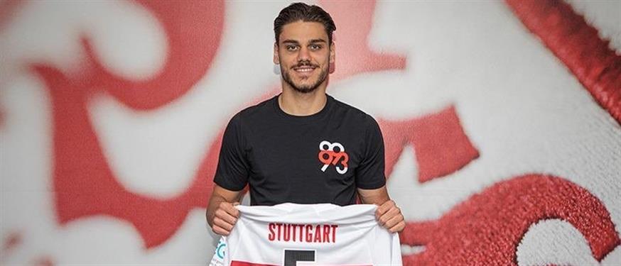 Ο Ντίνος Μαυροπάνος(VfB Stuttgart)