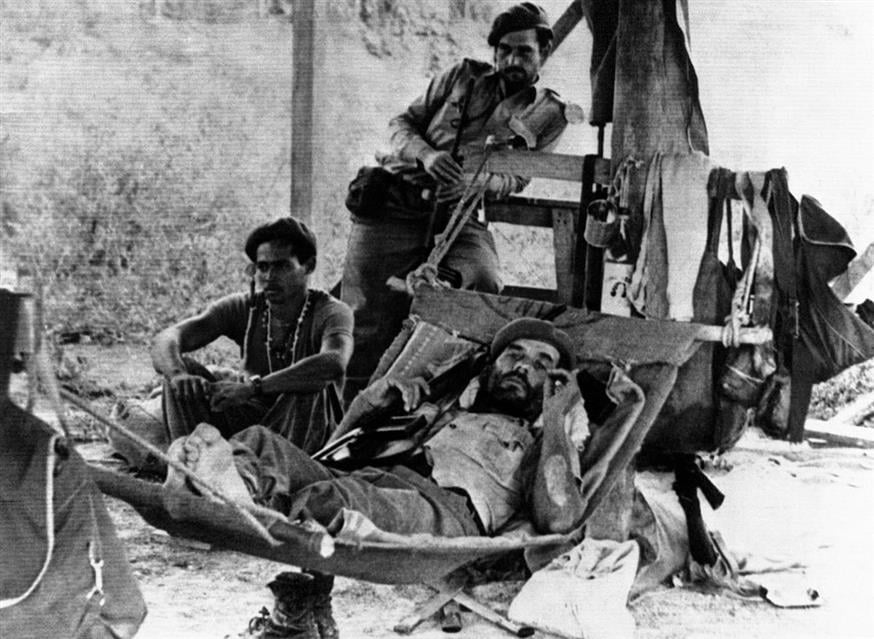 Στρατιώτες του Φιντέλ απόλαυσαν αμερικανική υποχώρηση... /copyright Ap Photos