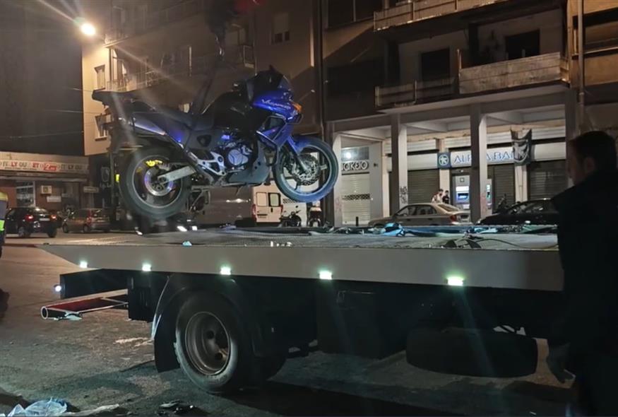 Τροχαίο στην πλατεία Αμερικής (orangepress,gr)