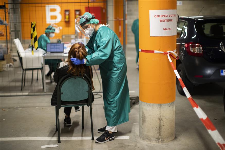 Ξεπέρασαν τα 100.000 τα κρούσματα κορονοϊού στο Βέλγιο (AP Photo/Francisco Seco)
