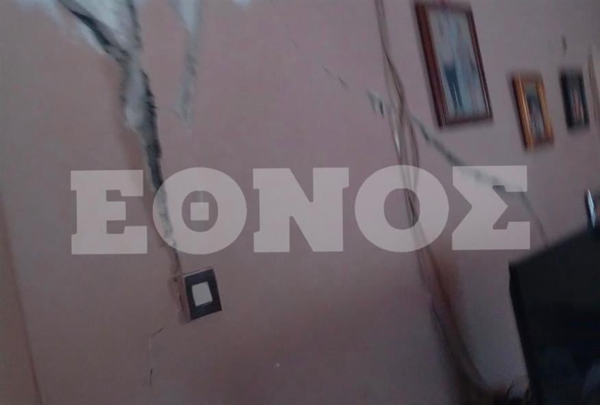 Ζημιές από τον σεισμό Ζημιές από τον σεισμό