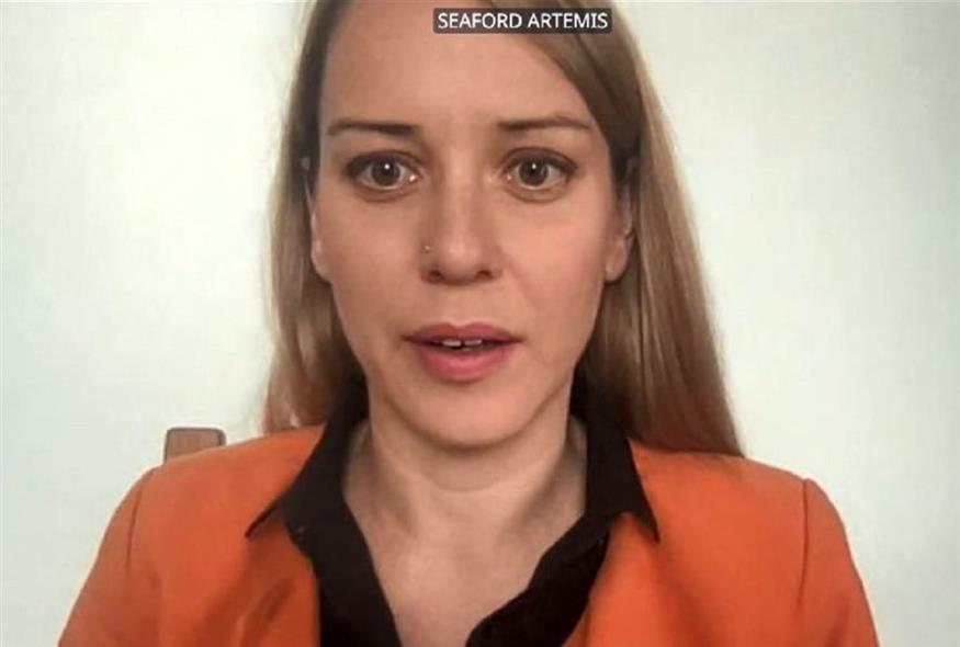 Η Άρτεμις Σίφορντ κατά την κατάθεσή της ενώπιον της επιτροπής PEGA (Video Capture)