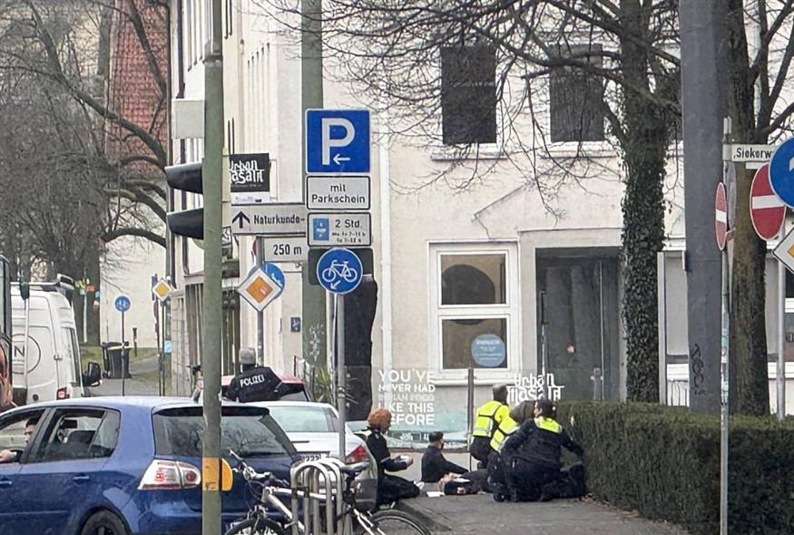 Πυροβολισμοί σε δικαστήριο στη Γερμανία (X)