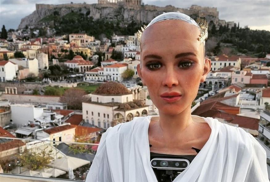Στην Αθήνα η Σοφία, το  πιο εξελιγμένο ρομπότ τεχνητής νοημοσύνης στον κόσμο (instagram/realsophiarobot)