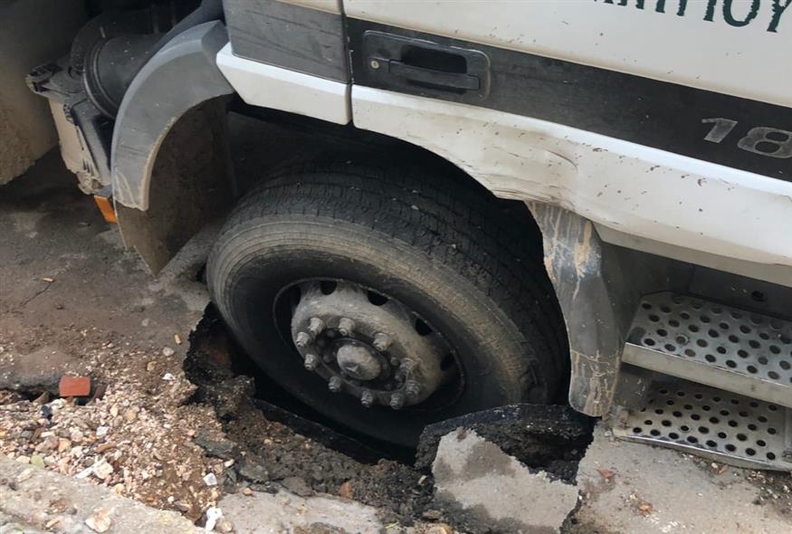 Φωτογραφία-ντοκουμέντο από την καθίζηση