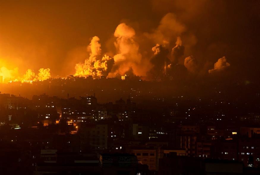Η Γάζα μετά από ισραηλινή επίθεση (AP Photo/Fatima Shbair)
