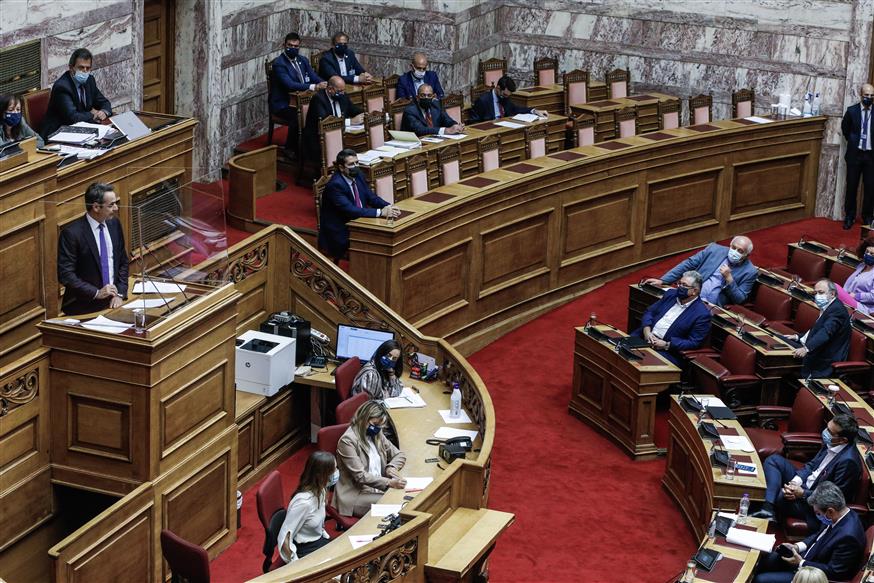 Ο Κυριάκος Μητσοτάκης στο βήμα της Βουλής/Copyright: Eurokinissi