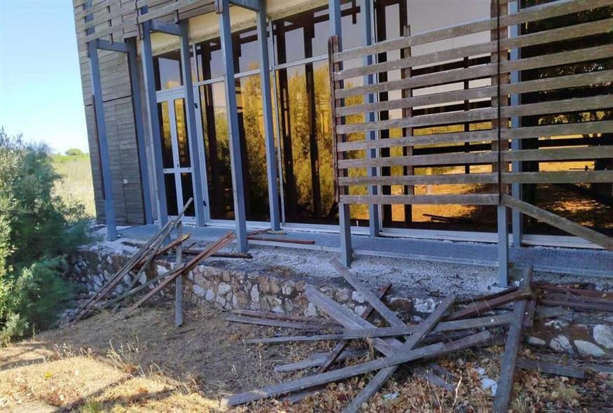 H Ολυμπιακή εγκατάσταση κωπηλασίας και καγιάκ του Σχοινιά στον Μαραθώνα βρίσκεται σε παρακμή και εγκατάλειψη