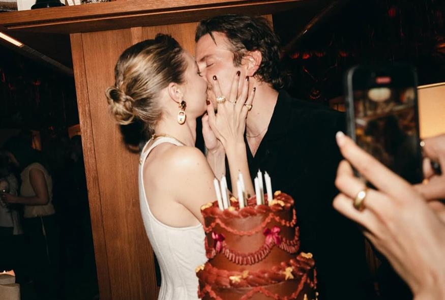 Τζίτζι Χαντίντ και Μπράντλεϊ Κούπερ (Copyright: Instagram)