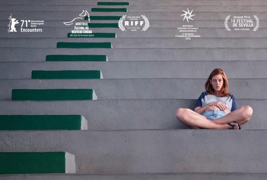 Η Σοφία Κόκκαλη πρωταγωνιστεί στην βραβευμένη ελληνική ταινία «Σελήνη, 66 Ερωτήσεις»