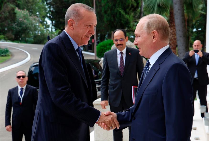 Συνάντηση Πούτιν - Ερντογάν στο Σότσι / Associated Press