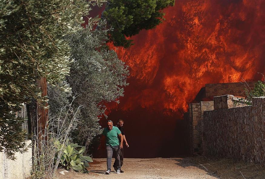 Φωτιά στην Κερατέα (gallery) Φωτιά στην Κερατέα (gallery)