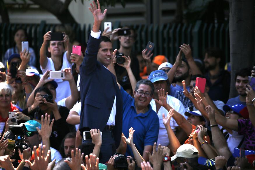 Ο Χουάν Γκουαϊδό (AP Photo/Fernando Llano)