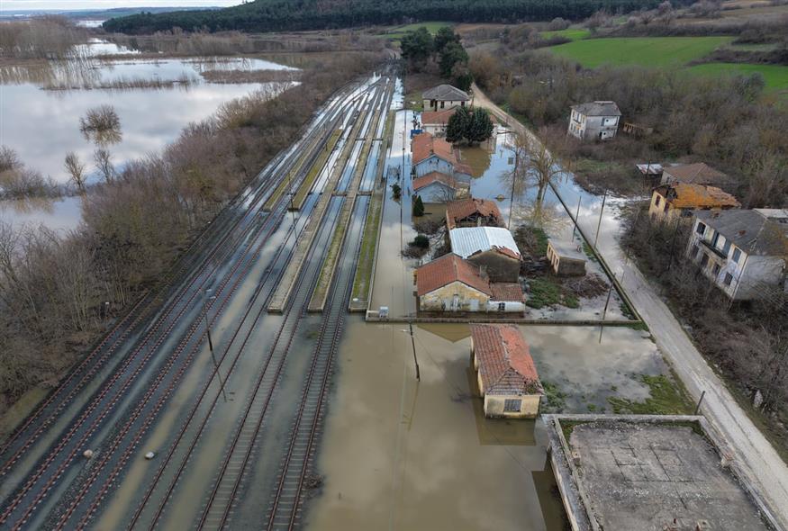 Αποκαρδιωτικές εικόνες από τον Έβρο: Τεράστια καταστροφή