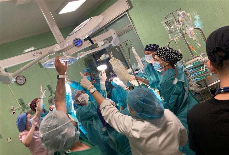 Χάρισαν ζωή ανήμερα των Χριστουγέννων - Το συγκινητικό «ευχαριστώ» των γιατρών (Γενικό Νοσοκομείο "Γεώργιος Παπανικολάου")