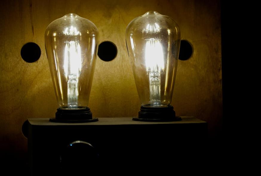 Λάμπες (ΚΟΝΤΑΡΙΝΗΣ ΓΙΩΡΓΟΣ/EUROKINISSI)