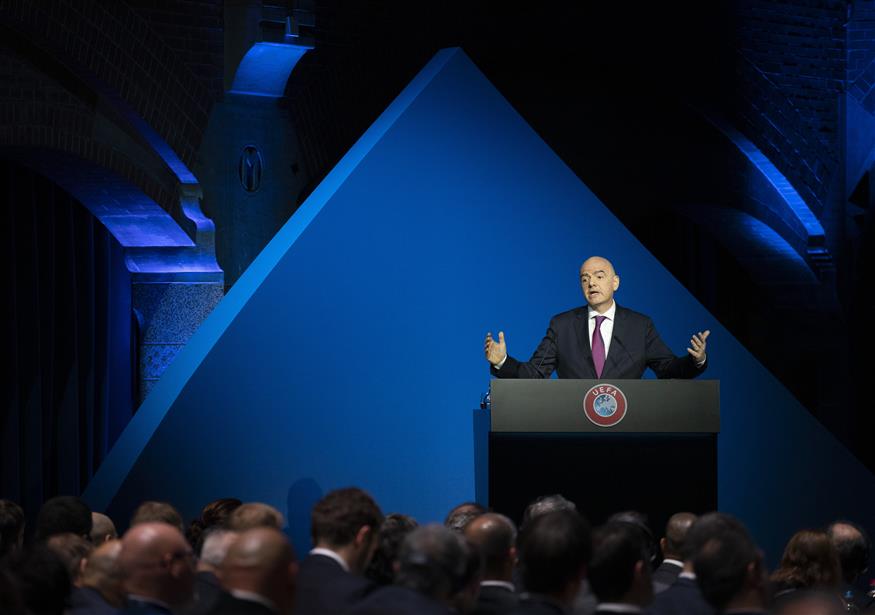 Ο πρόεδρος της FIFA, Τζιάνι Ινφαντίνο (AP Photo/Peter Dejong)