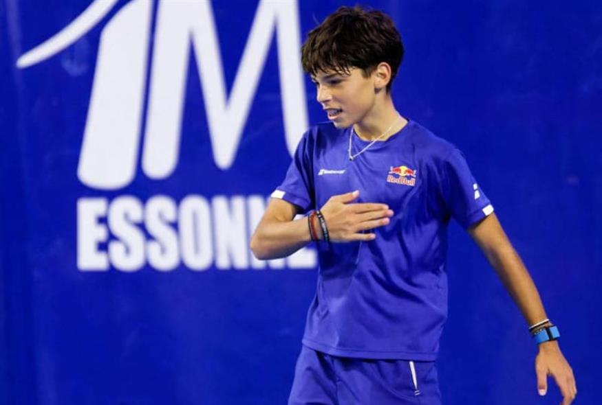 Ραφαήλ Παγώνης  (FB)