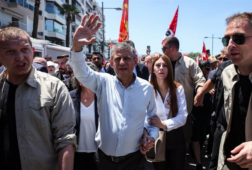 Οζγκούρ Οζέλ Οζγκούρ Οζέλ