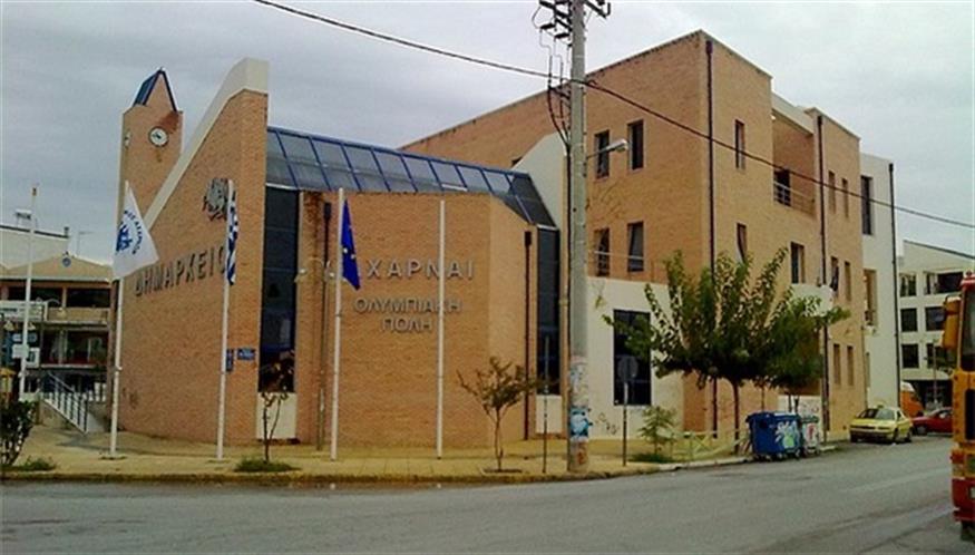 Το κτίριο στο οποίο στεγάζεται το δημαρχείο (http://doxthi.gr)