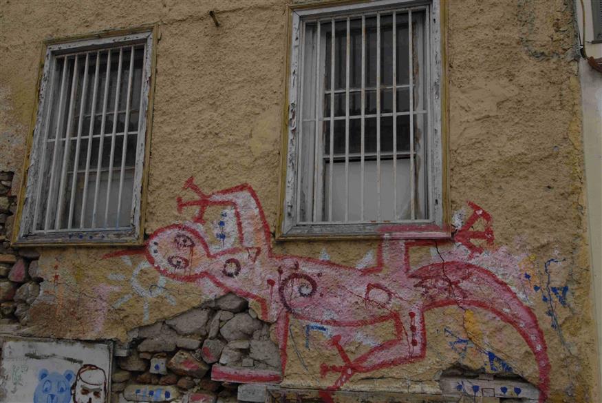 Γκράφιτι στα Αναφιώτικα/Eurokinissi