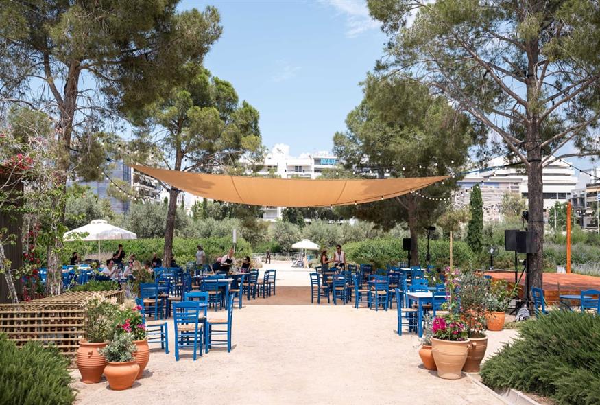 «Καφενείο του Γιάννη» στο Ίδρυμα Σταύρος Νιάρχος «Καφενείο του Γιάννη» στο Ίδρυμα Σταύρος Νιάρχος