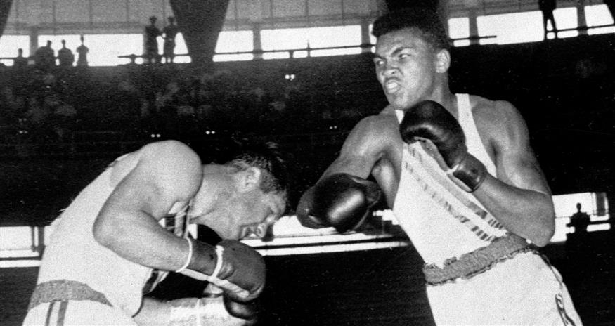 Muhammad Ali (AP photo)