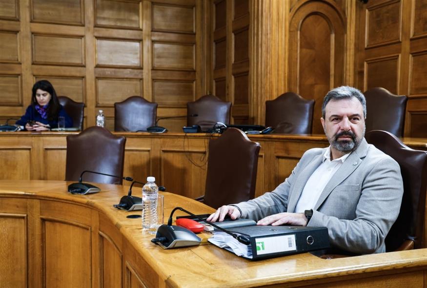 Ο Σταύρος Αραχωβίτης στην Εξεταστική Επιτροπή (ΓΙΩΡΓΟΣ ΚΟΝΤΑΡΙΝΗΣ/EUROKINISSI)