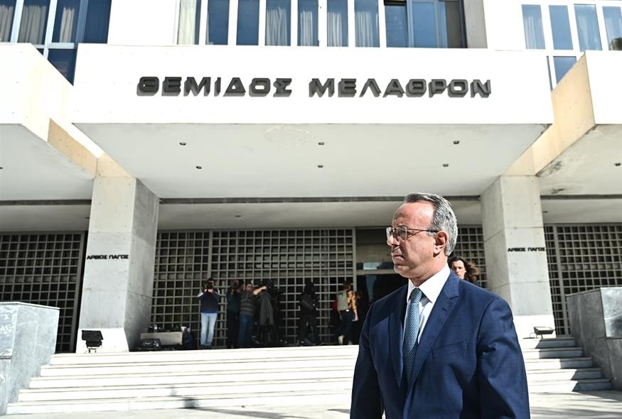 Στον Άρειο Πάγο ο Χρήστος Σταϊκούρας  (ΚΩΣΤΑΣ ΤΖΟΥΜΑΣ/EUROKINISSI)