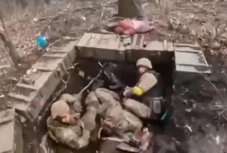 Μισθοφόροι της Βάγκνερ σκοτώνουν εν ψυχρώ Ουκρανούς στρατιώτες (Twitter)