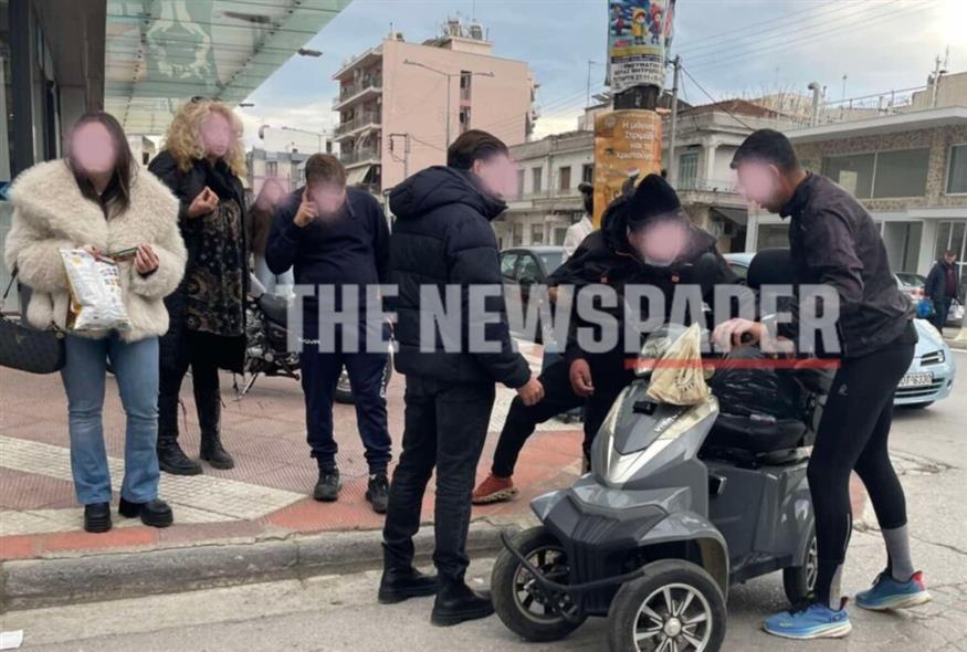 Οδηγός παρέσυρε ΑμεΑ στον Βόλο (thenewspaper.gr)