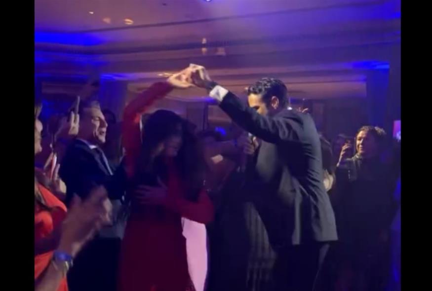 Κίμπερλι Γκίλφοϊλ - Κωνσταντίνος Αργυρός