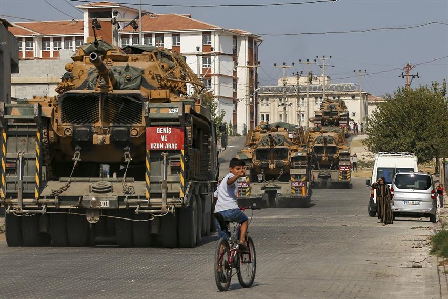 Τουρκικά τανκ στη Συρία (AP Photo/Emrah Gurel)